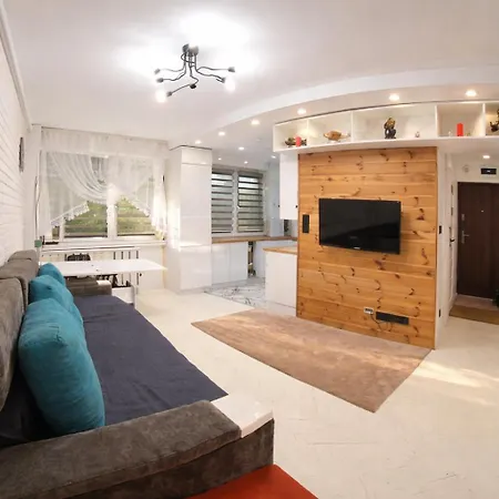 Apartment Komfortowe Mieszkanie Z Pelnym Wyposazeniem Mikolaja Kopernika Slupca